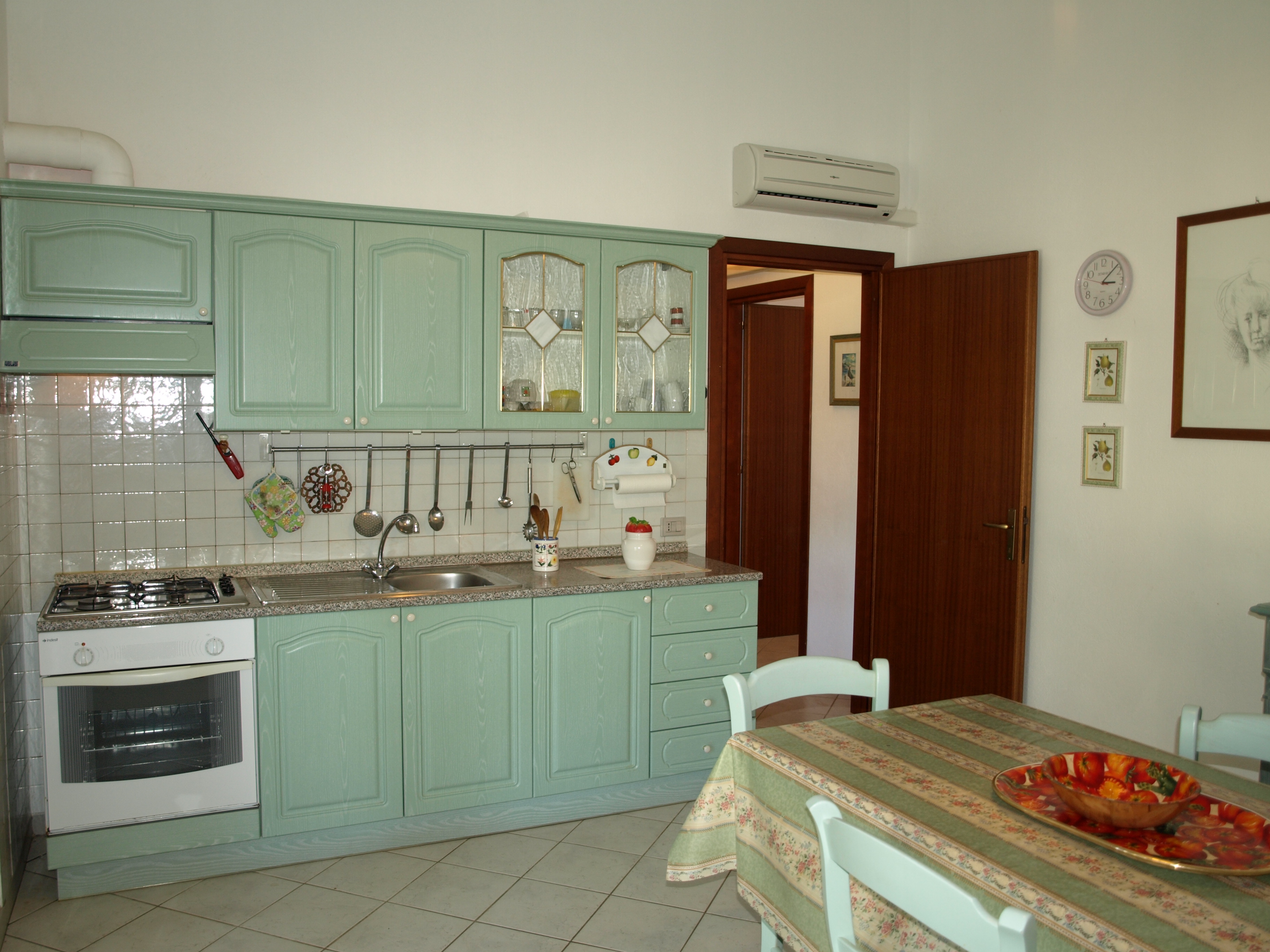 Gallery view 3